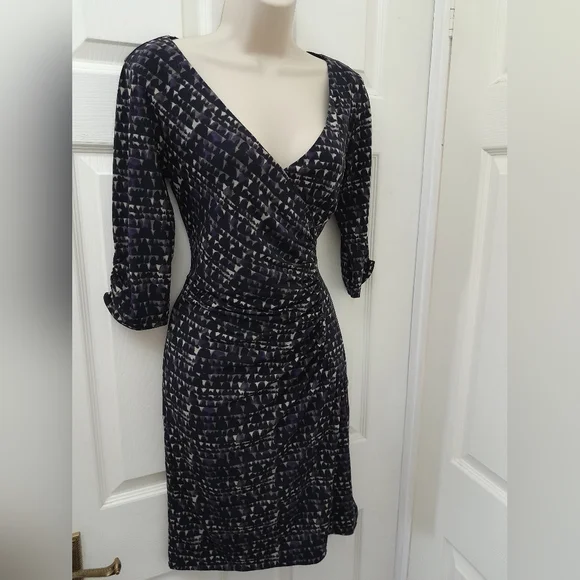 3/4 sleeve faux wrap style Jersey dress from COAST size 10 - Picture 3 of 9